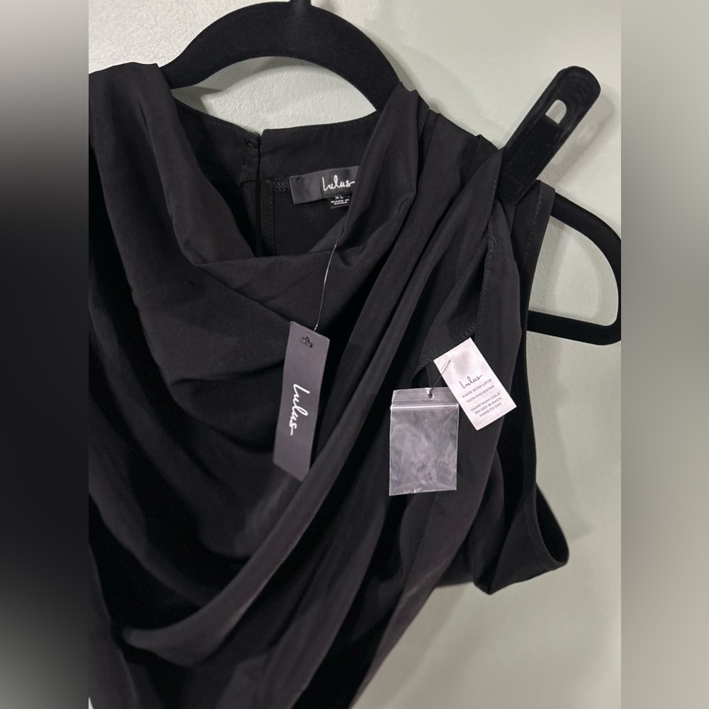 Lulus Button back top - Picture 2 of 3